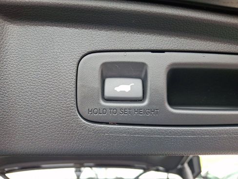 Used 2025 Honda CR-V EX-L image 30