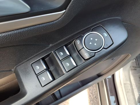 Certified 2022 Ford Escape SEL FWD image 21