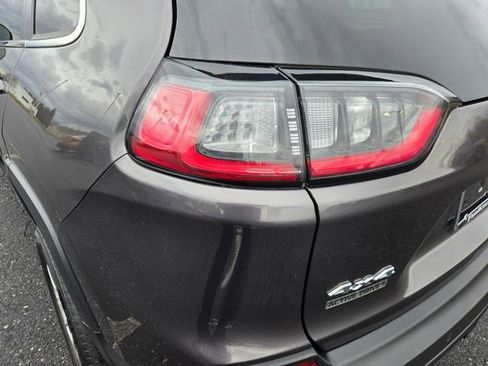 Used 2021 Jeep Cherokee Latitude Lux w/ Sun & Sound Group image 4