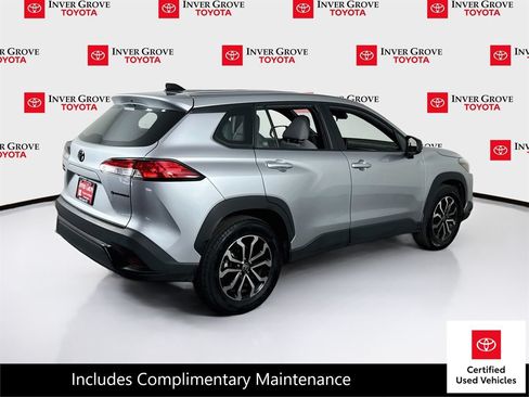 Used 2025 Toyota Corolla Cross AWD Hybrid image 5
