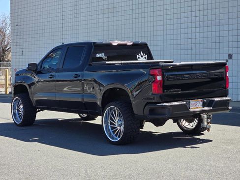 Used 2021 Chevrolet Silverado 1500 LT image 5