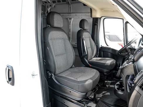 Used 2023 RAM ProMaster 2500 FWD image 32