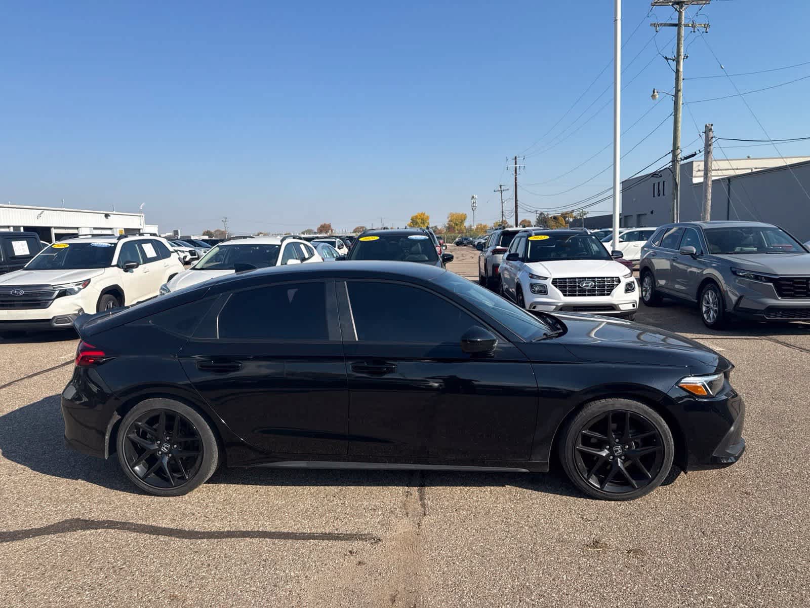 Used 2023 Honda Civic Sport image 9
