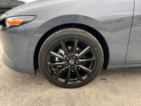 New 2026 MAZDA MAZDA3 Carbon image 27