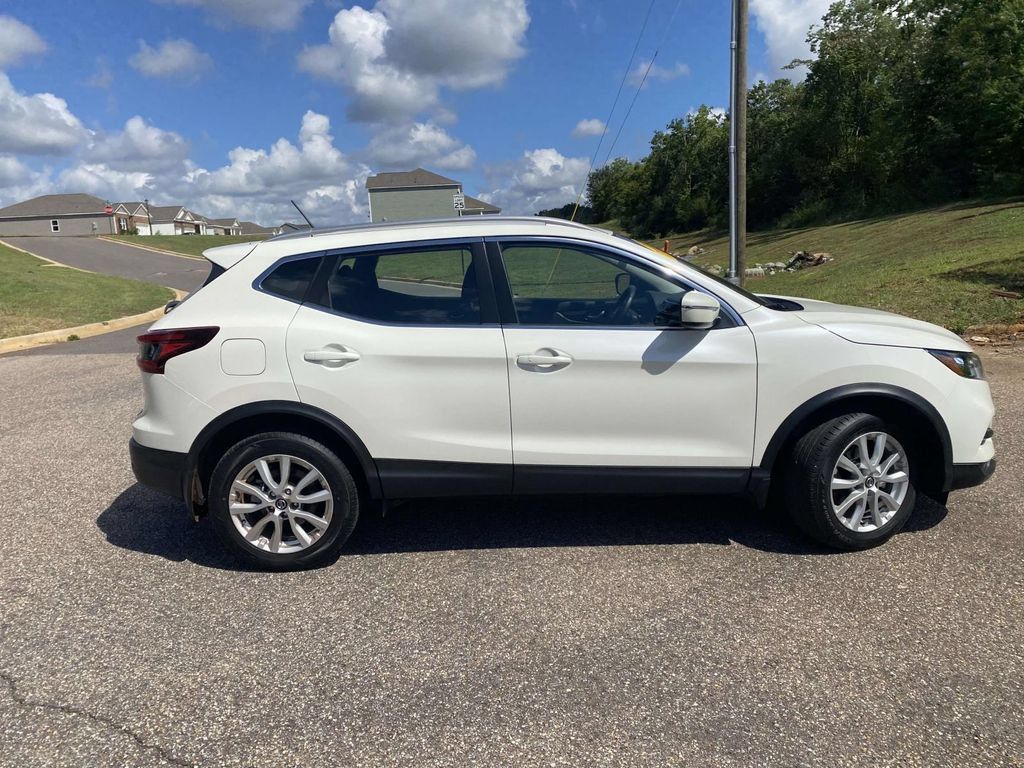 Used 2022 Nissan Rogue Sport SV AWD/4WD image 10
