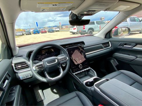 New 2026 GMC Terrain Denali w/ LPO, Black Badging Package image 33