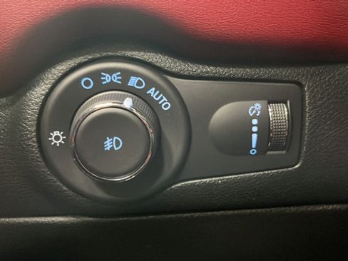 Used 2022 Dodge Durango R/T w/ Trailer Tow Group IV AWD/4WD image 37