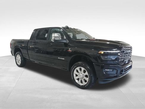 New 2026 RAM 2500 Laramie AWD/4WD image 2
