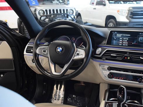 Used 2017 BMW 740i RWD image 53