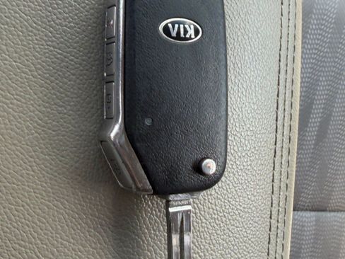 Certified 2021 Kia Sportage LX FWD image 30