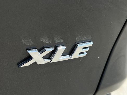 Used 2024 Toyota RAV4 XLE Premium FWD image 7