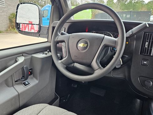 Used 2023 Chevrolet Express 3500 LS image 9