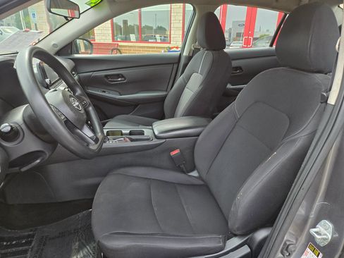 Used 2024 Nissan Sentra S FWD image 10