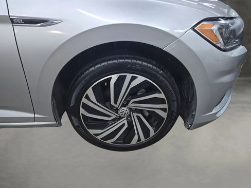 Used 2021 Volkswagen Jetta SEL Premium image 18