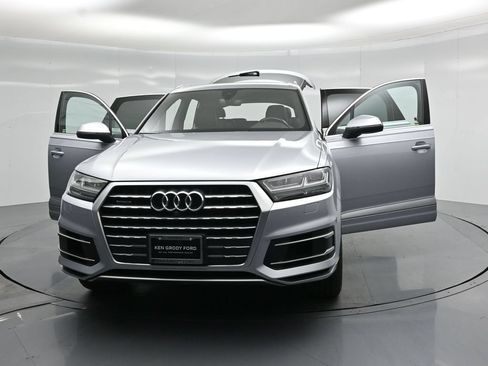 Used 2017 Audi Q7 3.0T Premium Plus w/ Premium Plus Package AWD/4WD image 35