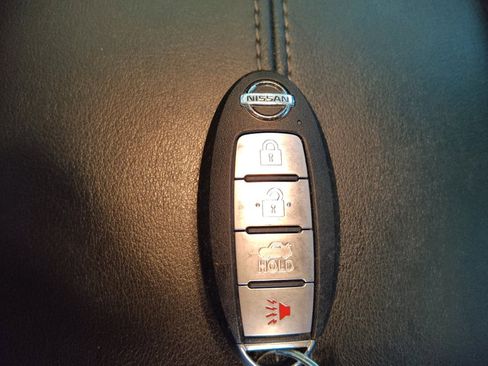 Used 2022 Nissan Sentra SV FWD image 32