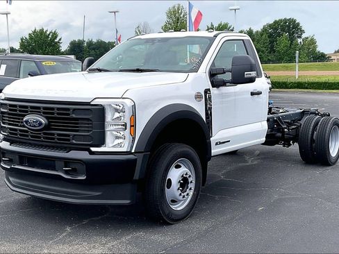 New 2025 Ford F550 XL image 2