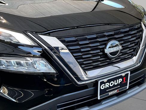 Used 2023 Nissan Rogue SV FWD image 30