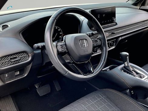 Certified 2024 Honda HR-V Sport image 12