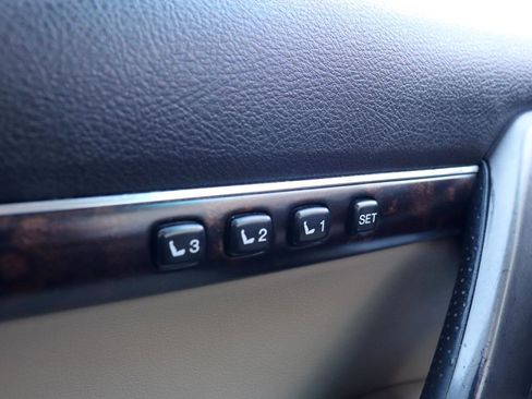 Used 2008 Toyota Land Cruiser image 73