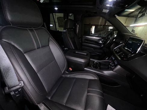 Used 2022 Chevrolet Tahoe RST w/ Sport Performance Package image 14