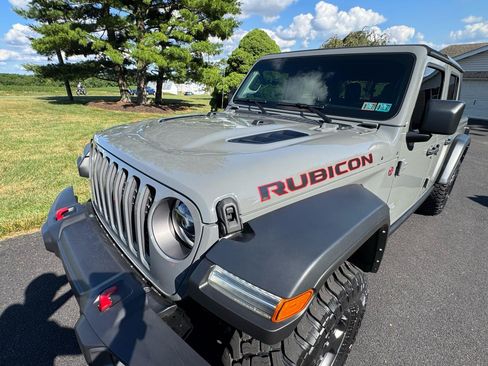 Used 2022 Jeep Gladiator Rubicon w/ LED Lighting Group AWD/4WD image 20