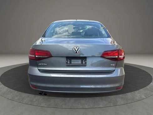 Used 2018 Volkswagen Jetta S w/ Cold Weather Package image 6