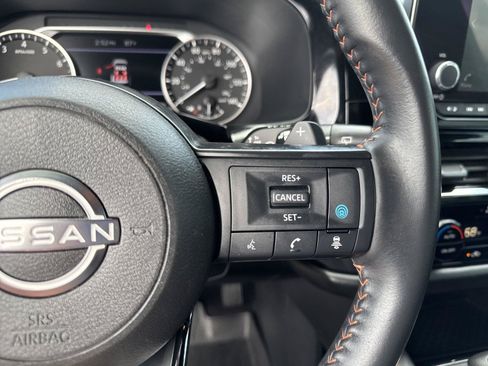 Used 2024 Nissan Pathfinder Rock Creek AWD/4WD image 22