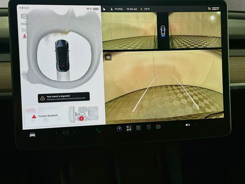 Used 2024 Tesla Model Y Long Range AWD/4WD image 23