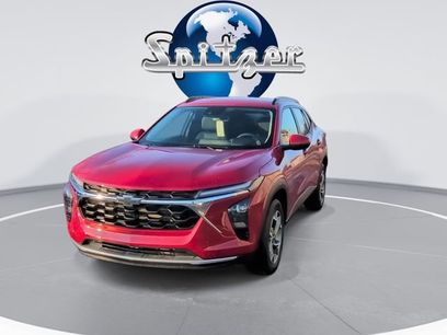 New 2026 Chevrolet Trax LT w/ Driver Confidence Package