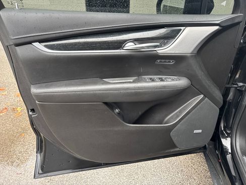 Certified 2021 Cadillac XT5 Premium Luxury image 10