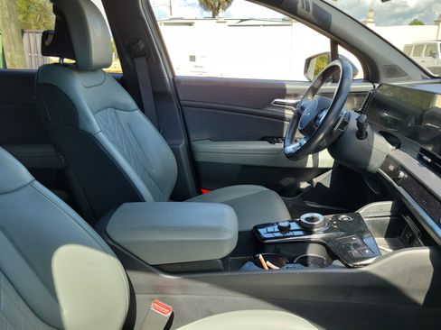 Used 2023 Kia Sportage X-Line AWD/4WD image 10