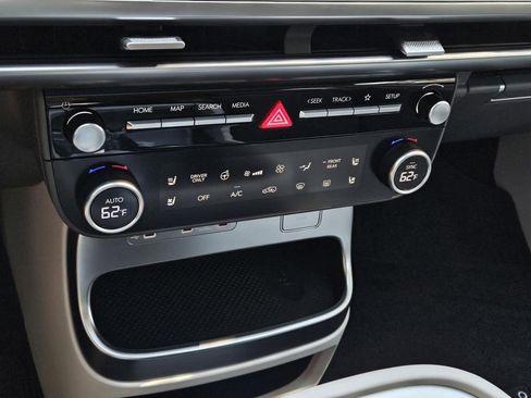 New 2026 Hyundai Ioniq 9 Limited image 28