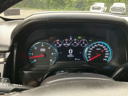 Used 2019 GMC Yukon Denali w/ Open Road Package AWD/4WD image 19