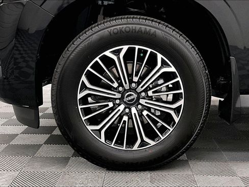 New 2026 Nissan Armada Platinum AWD/4WD image 12