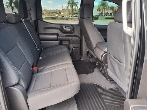 Used 2023 Chevrolet Silverado 1500 Custom Trail Boss w/ LPO, Dark Essentials Package AWD/4WD image 16