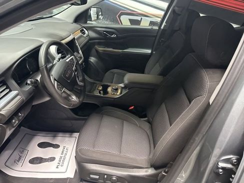 Used 2023 GMC Acadia SLE w/ Driver Convenience Package AWD/4WD image 5