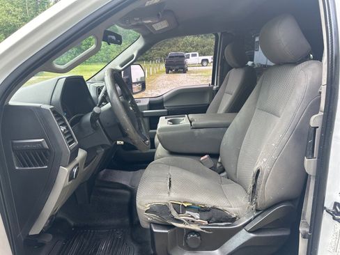 Used 2018 Ford F250 XLT w/ Camper Package RWD image 8