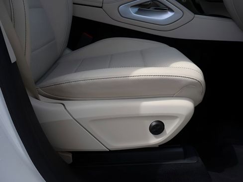 Certified 2022 Mercedes-Benz GLS 450 4MATIC image 10