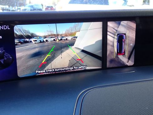 Certified 2025 Lincoln Nautilus Reserve image 25