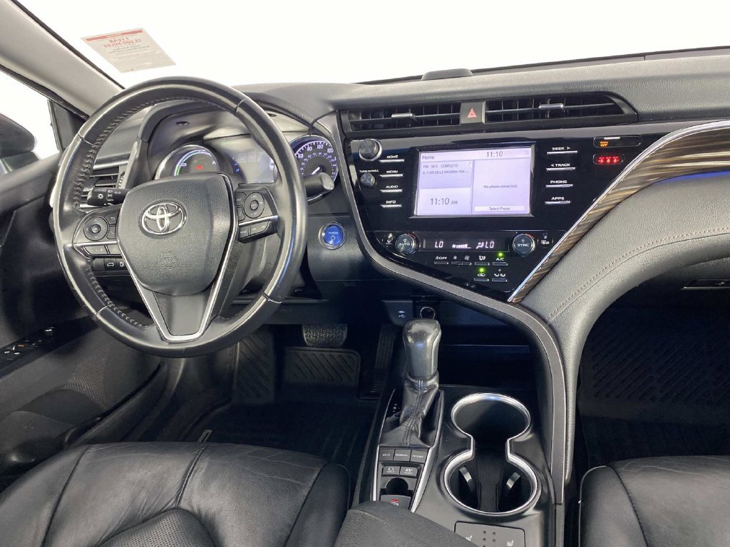 Used 2018 Toyota Camry XLE FWD image 13