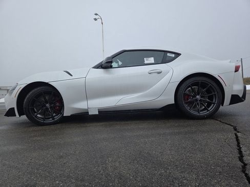 Used 2026 Toyota Supra Premium RWD image 21