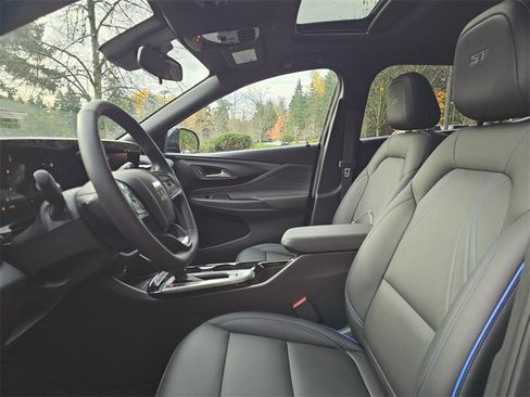 New 2025 Buick Envista Sport Touring w/ Convenience I Package image 22