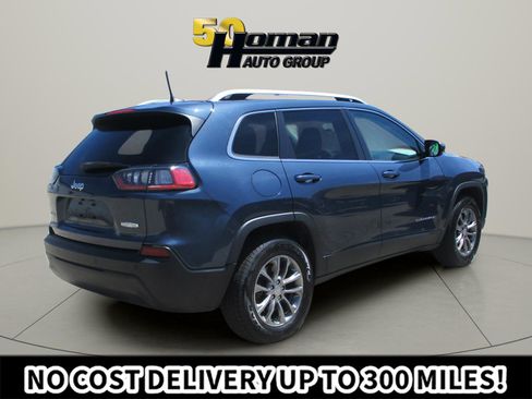 Used 2019 Jeep Cherokee Latitude Plus w/ Cold Weather Group AWD/4WD image 5