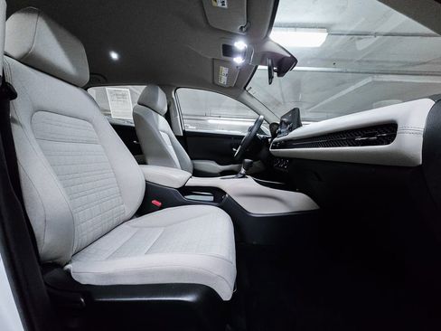 Certified 2023 Honda HR-V LX image 36