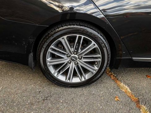 Used 2018 Genesis G80 3.8 w/ Option Group 02 image 5