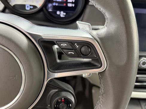 Certified 2021 Porsche Macan Turbo AWD/4WD image 52