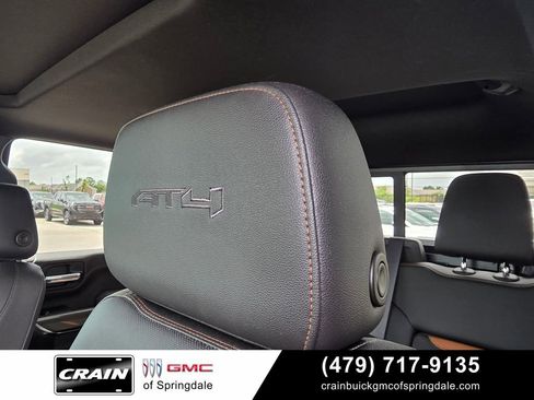 Used 2022 GMC Sierra 1500 AT4 w/ AT4 Premium Package AWD/4WD image 22