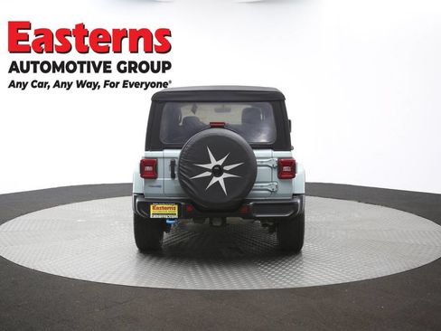 Used 2023 Jeep Wrangler Unlimited Sahara w/ Cold Weather Group AWD/4WD image 36