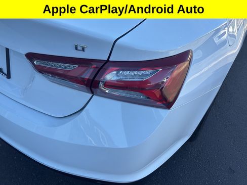 Used 2020 Chevrolet Malibu LT image 4